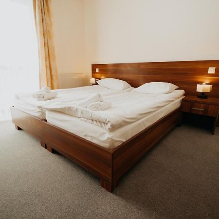 Noclegi - Apartamenty Zolynianka Ngoại thất bức ảnh