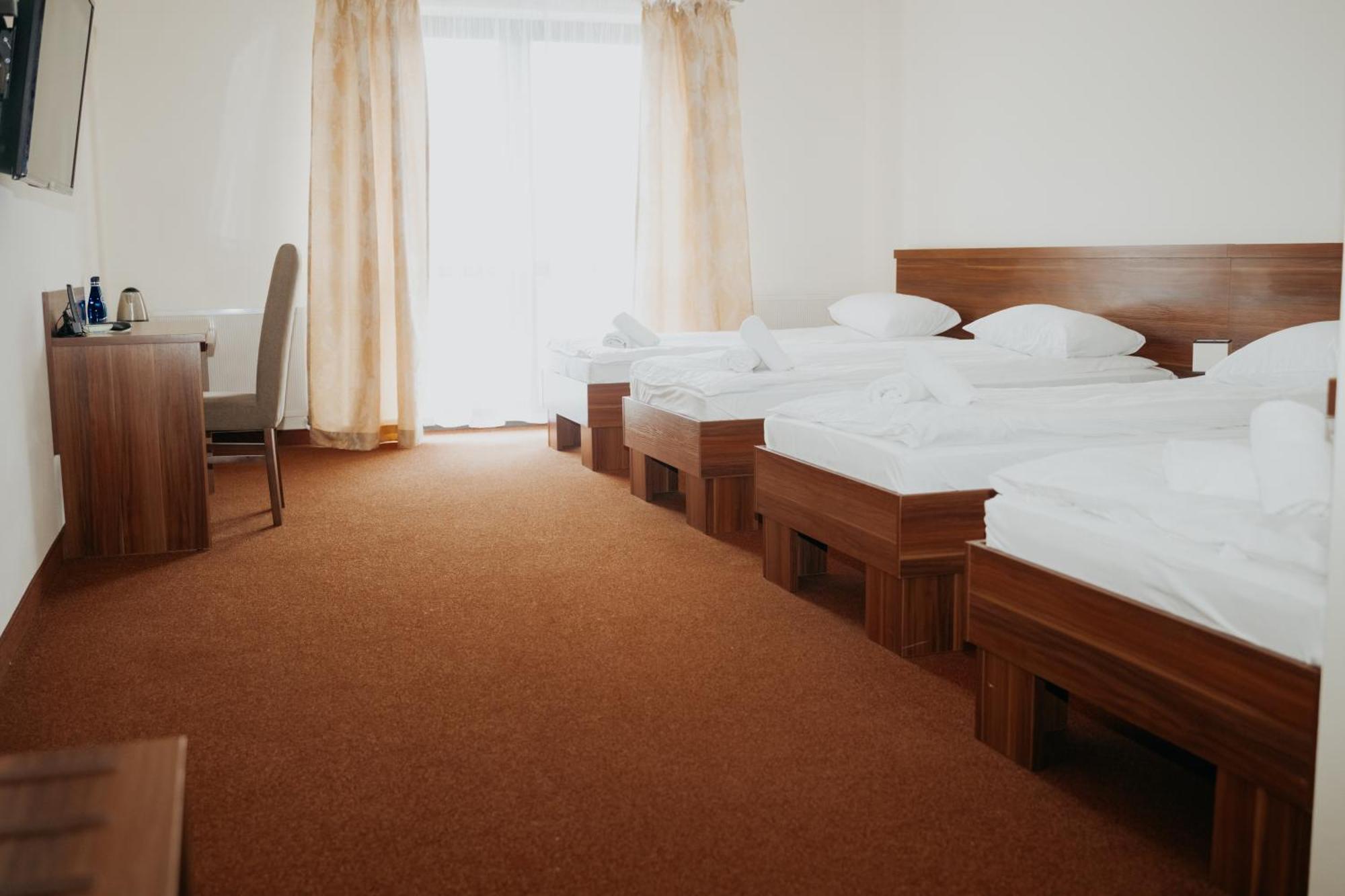 Noclegi - Apartamenty Zolynianka Ngoại thất bức ảnh