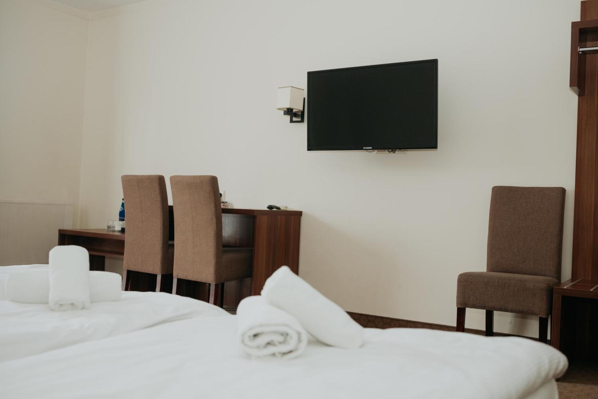 Noclegi - Apartamenty Zolynianka Ngoại thất bức ảnh